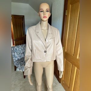 Bagatelle NYC Cropped Blazer Jacket Smooth Vegan Leather Size L
